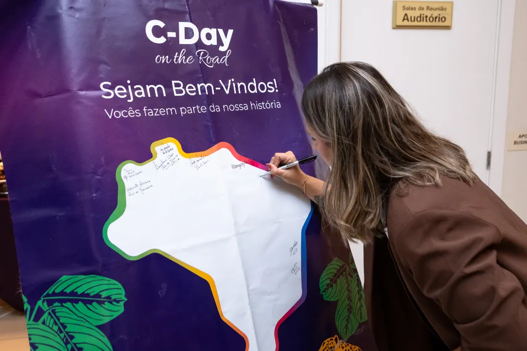 Painel de assinaturas do C-Day On the Road